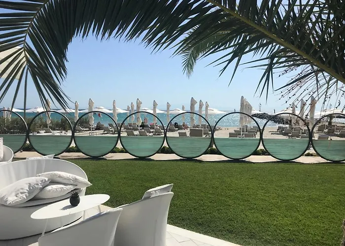 Ariadni Villa Sani